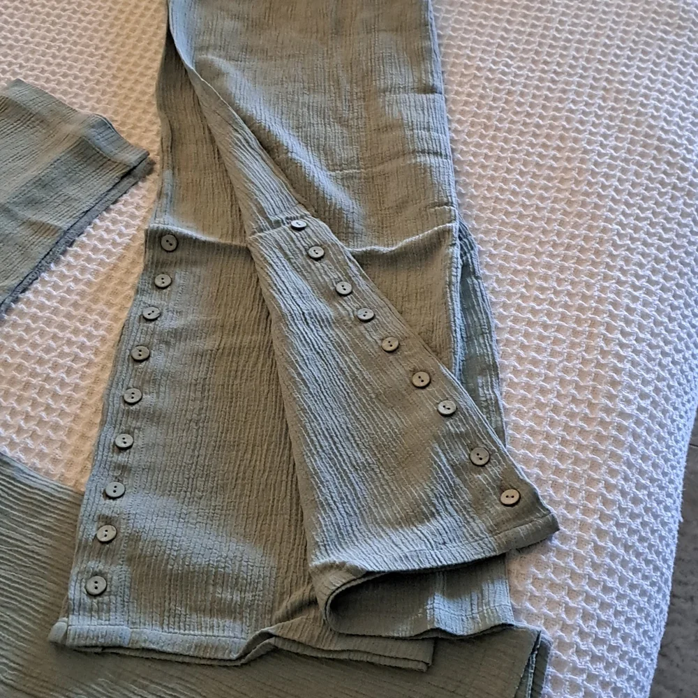 Ladies Pants Set - Picture 4 of 6